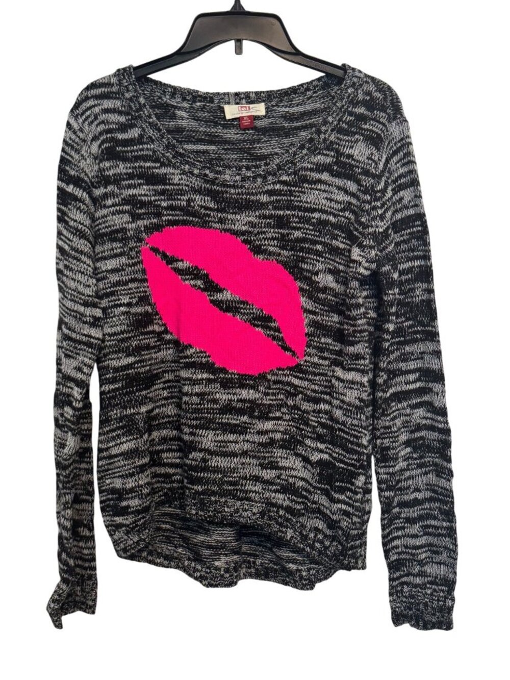 L.E.I. Black & White Marled Knit Sweater With Pink Lips Graphic Womens XL
